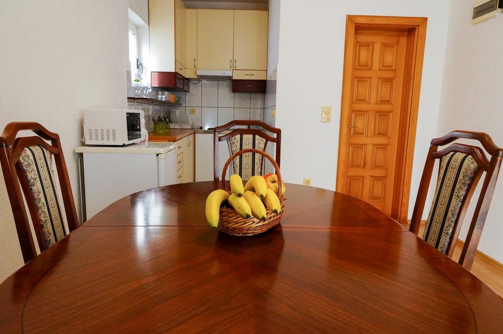 Guest House Heart Of Budva Buitenkant foto